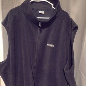 Columbia Mens size 6xl black fleece vest in good condition